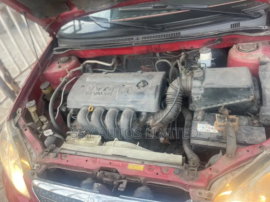 Toyota Corolla LE 2004 Red