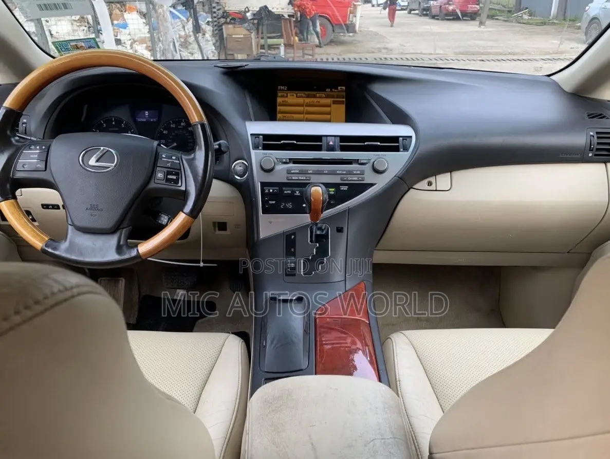 Lexus RX 2010 White