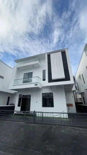 4bdrm Duplex in Idado for sale
