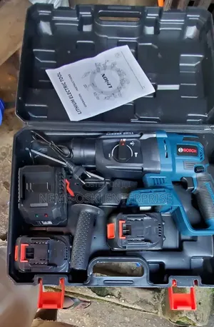 BOSCH Cordless Hammer Drill Kit - Brushless