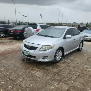 Toyota Corolla 2009 Silver