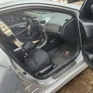 Toyota Corolla 2009 Silver