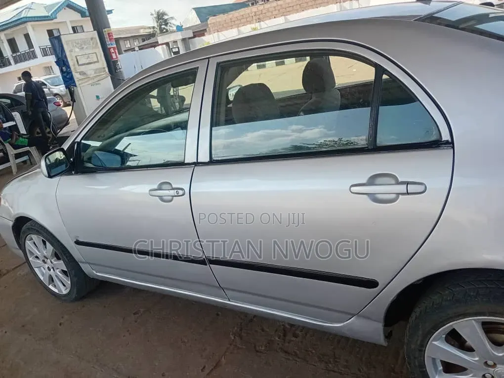 Toyota Corolla 2005 Silver