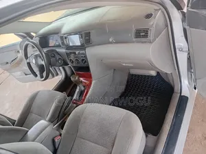 Toyota Corolla 2005 Silver