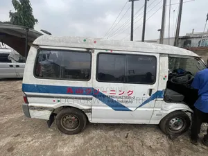 Nissan Vanette 2010 White
