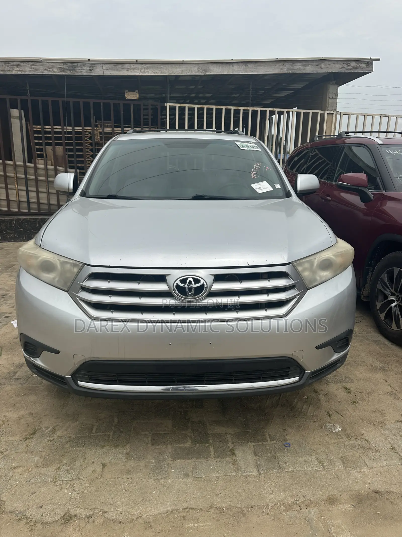 Toyota Highlander SE 2011 Silver