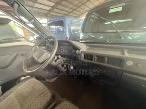 Mitsubishi L300 2009 Blue