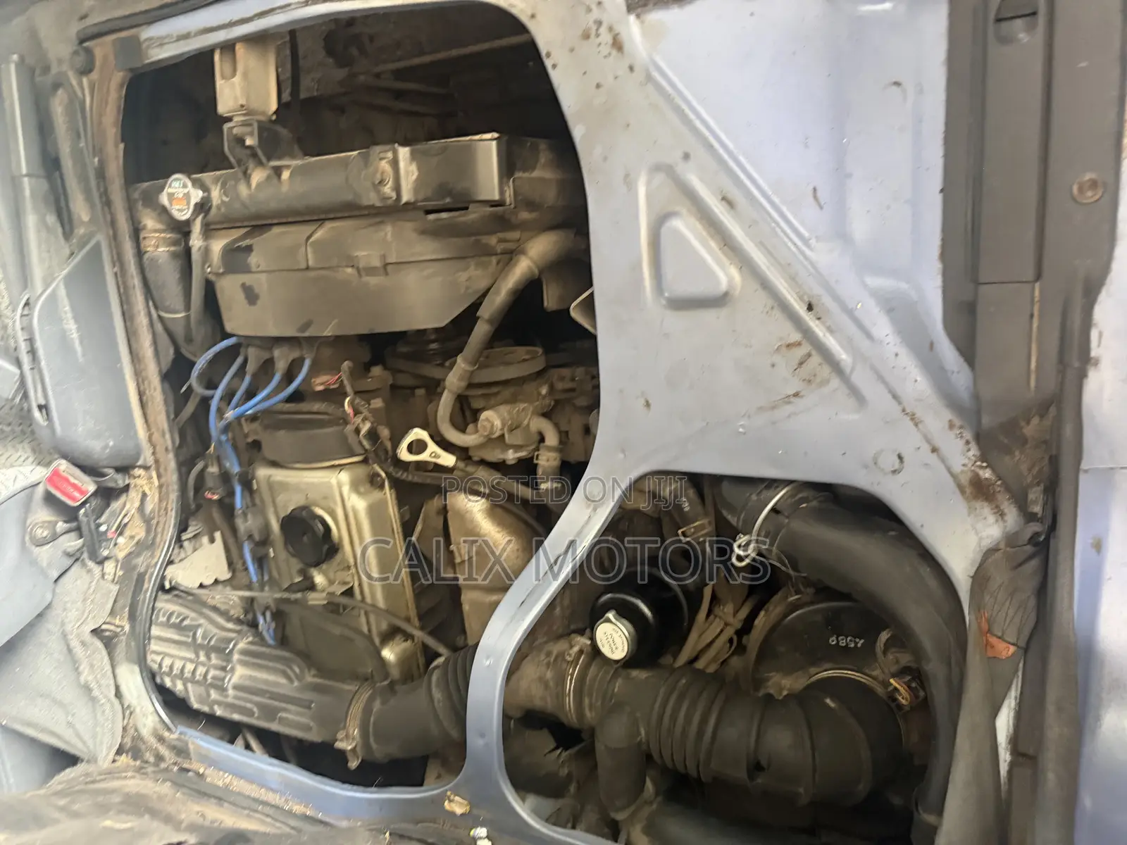Mitsubishi L300 2009 Blue