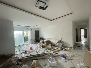 3bdrm Apartment in Ikeja GRA for rent