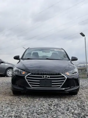 Hyundai Elantra Limited Sedan FWD (1.8L 4cyl 6A) 2016 Black