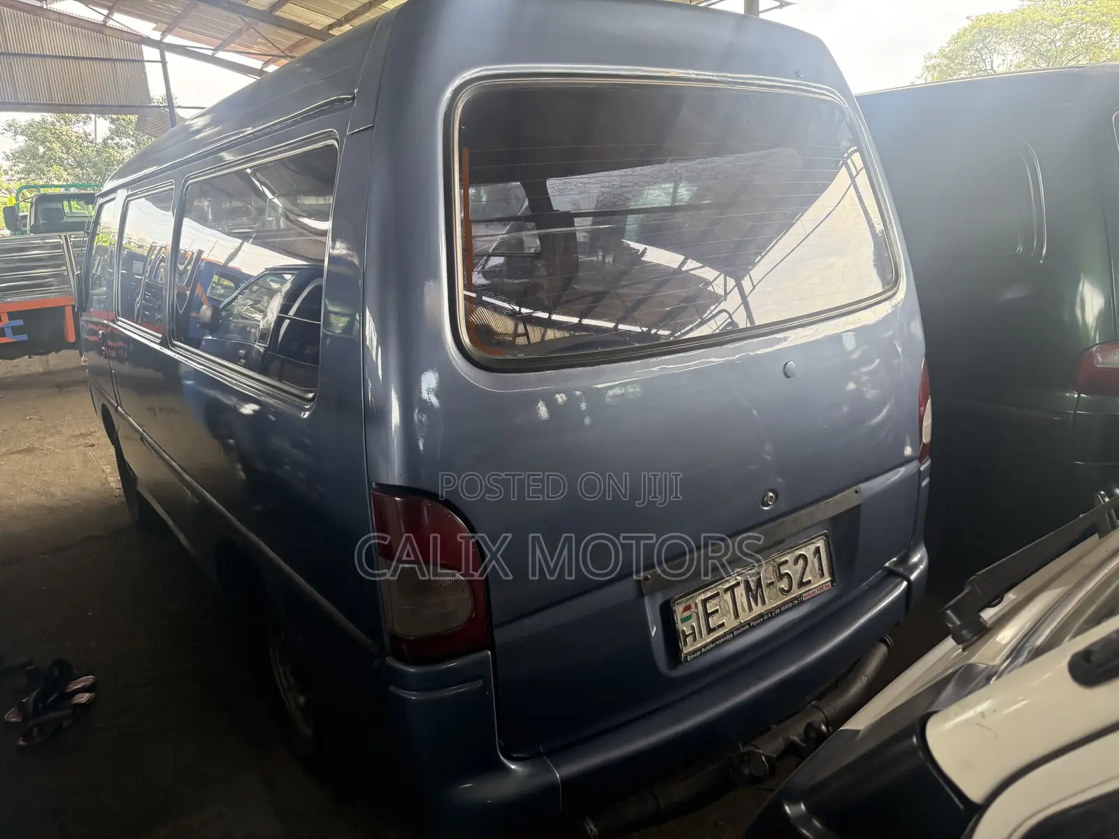 Hyundai Starex 2008 Blue