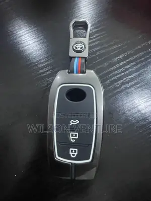 X7 Toyota Alloy Key Pouch