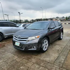 Toyota Venza 2010 Gray