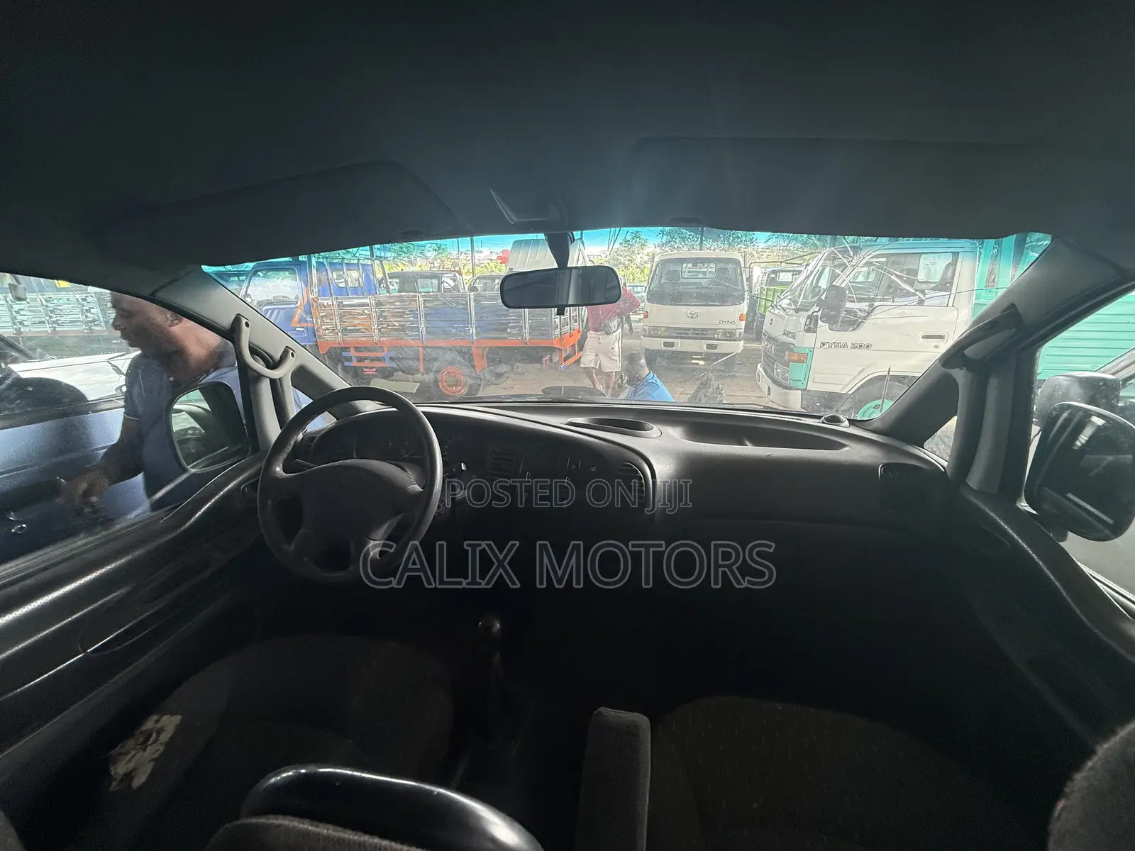 Hyundai Starex 2009 Green
