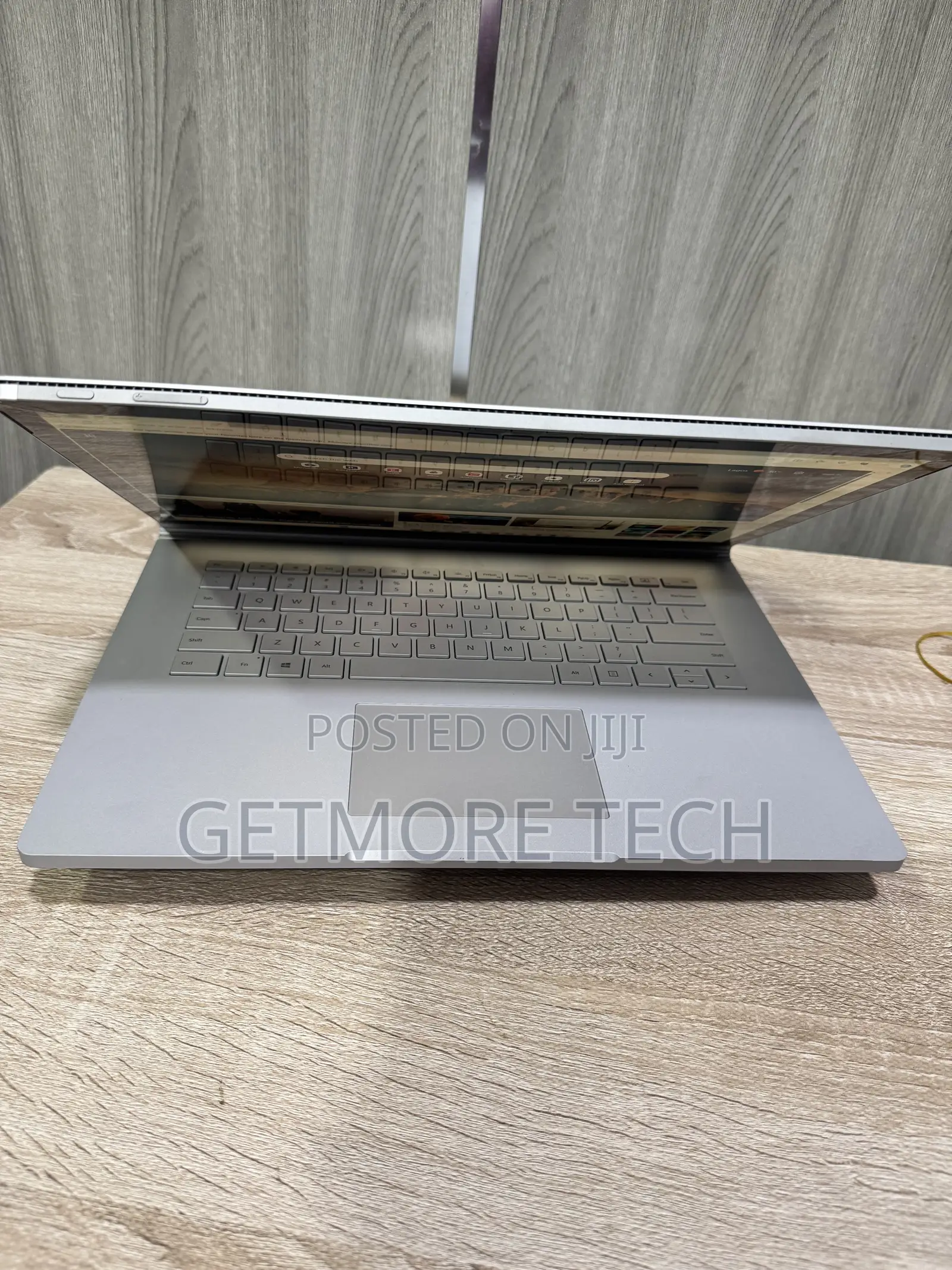 Laptop Microsoft Surface Book 2 16GB Intel Core i7 SSD 1T