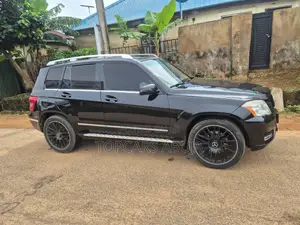 Mercedes-Benz GLK-Class 2011 Black