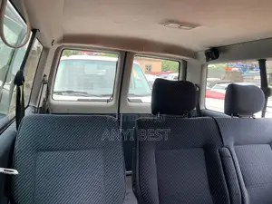 Volkswagen Transporter 2004 Blue