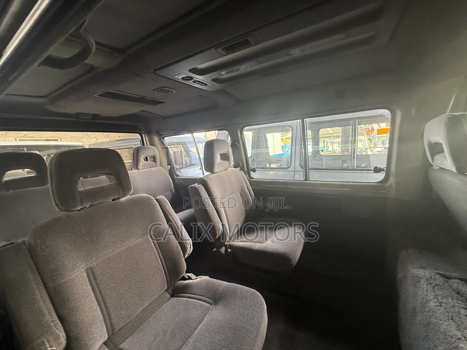 Mitsubishi L300 2006 Silver