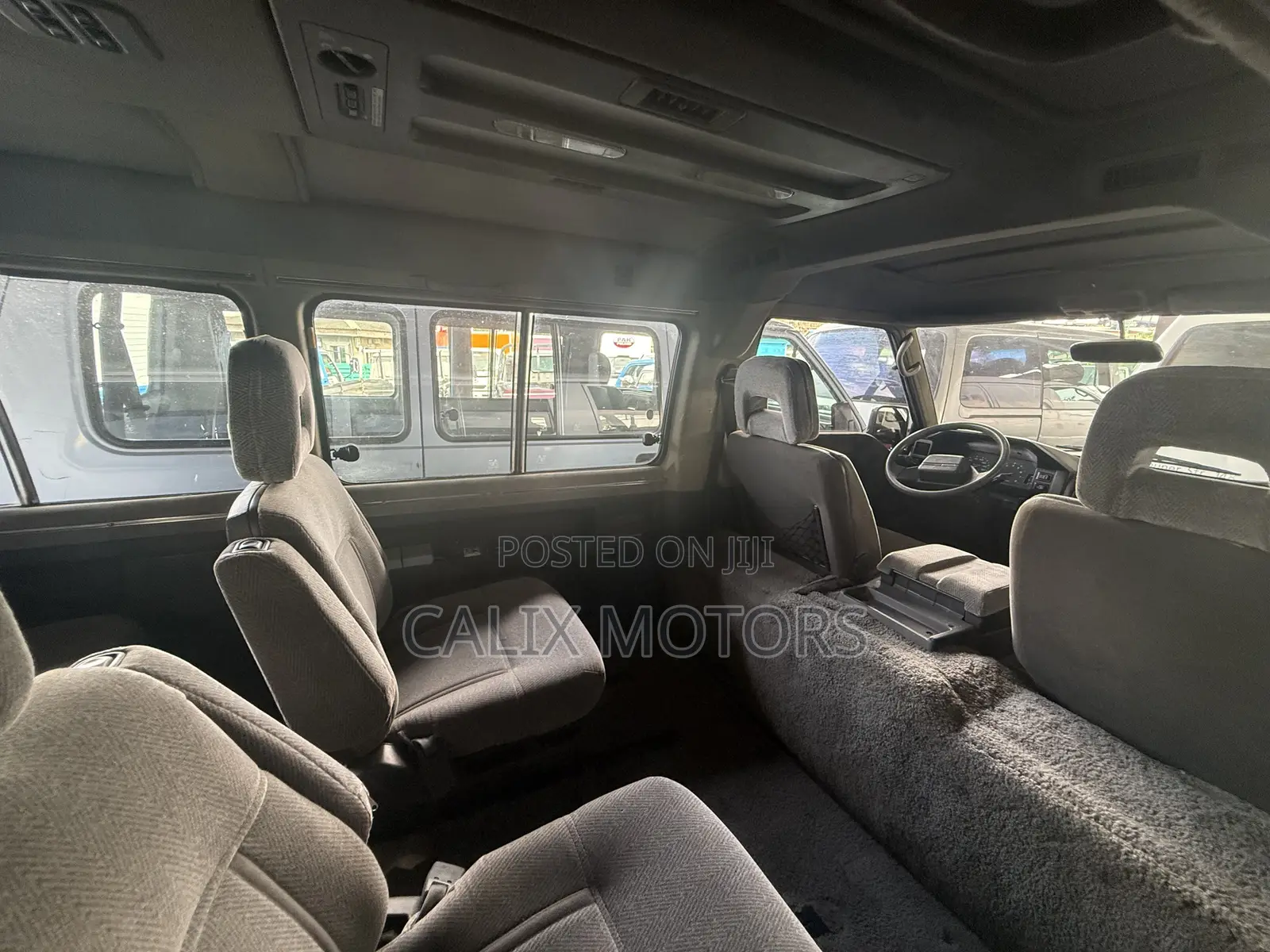 Mitsubishi L300 2006 Silver