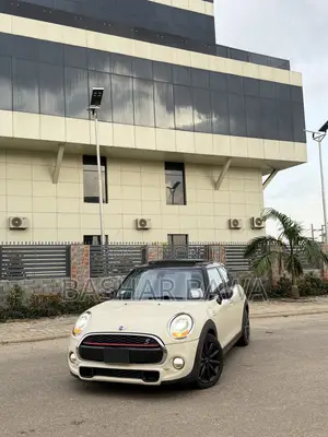 Mini Cooper 2017 Off white
