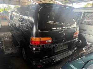 Mitsubishi L300 2007 Black