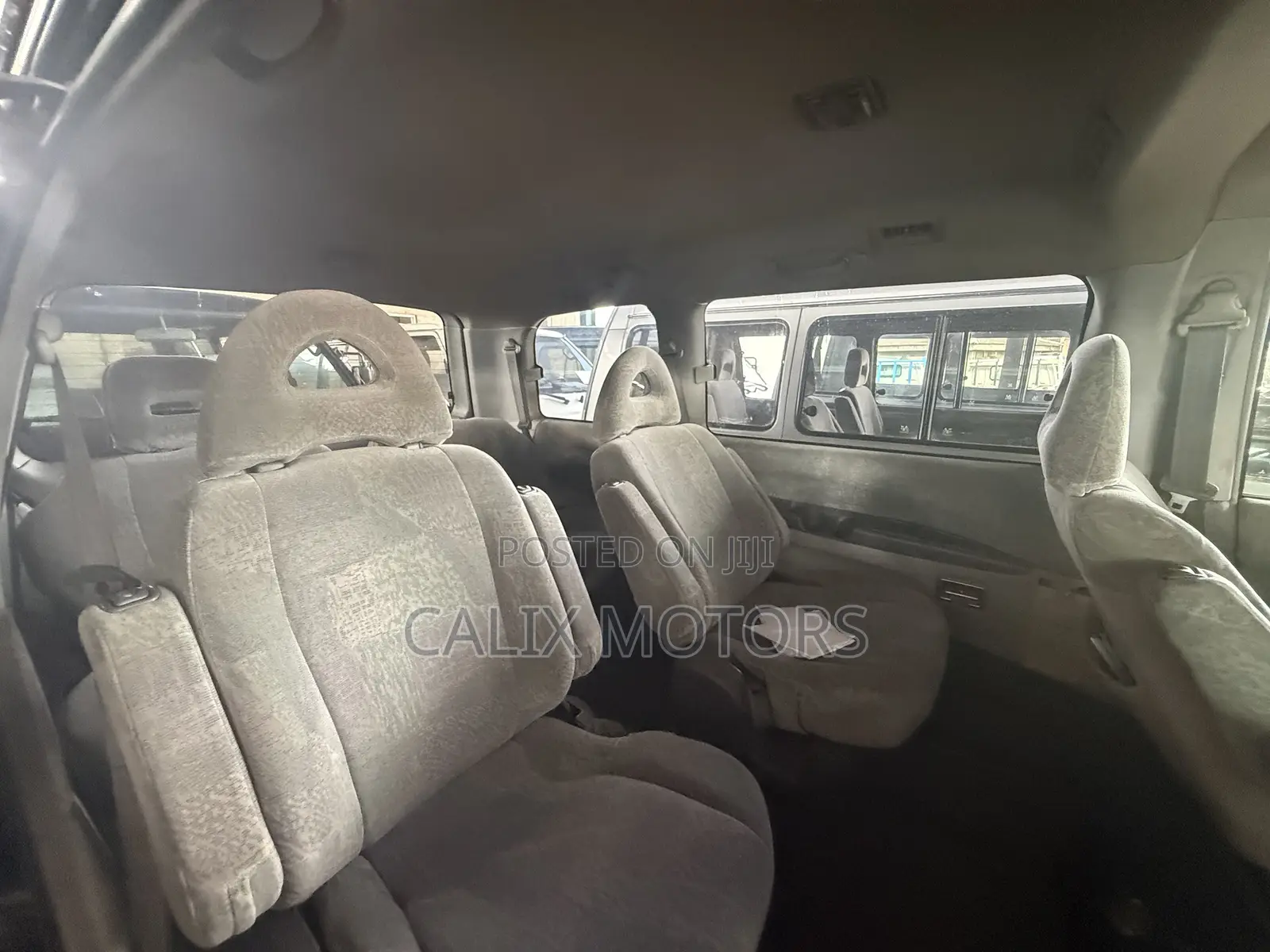 Mitsubishi L300 2007 Black