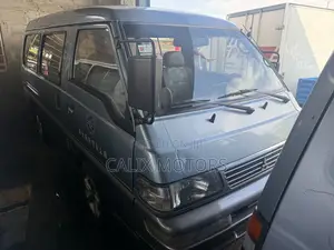 Mitsubishi L300 2008 Blue