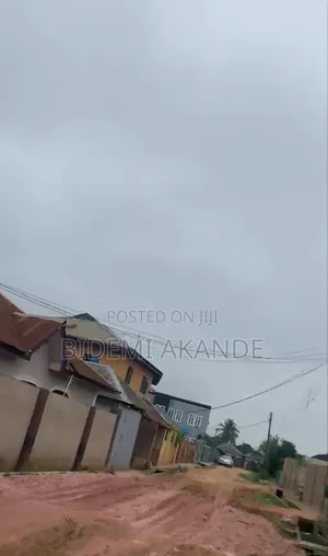 2bdrm Bungalow in Obafemi-Owode for Sale