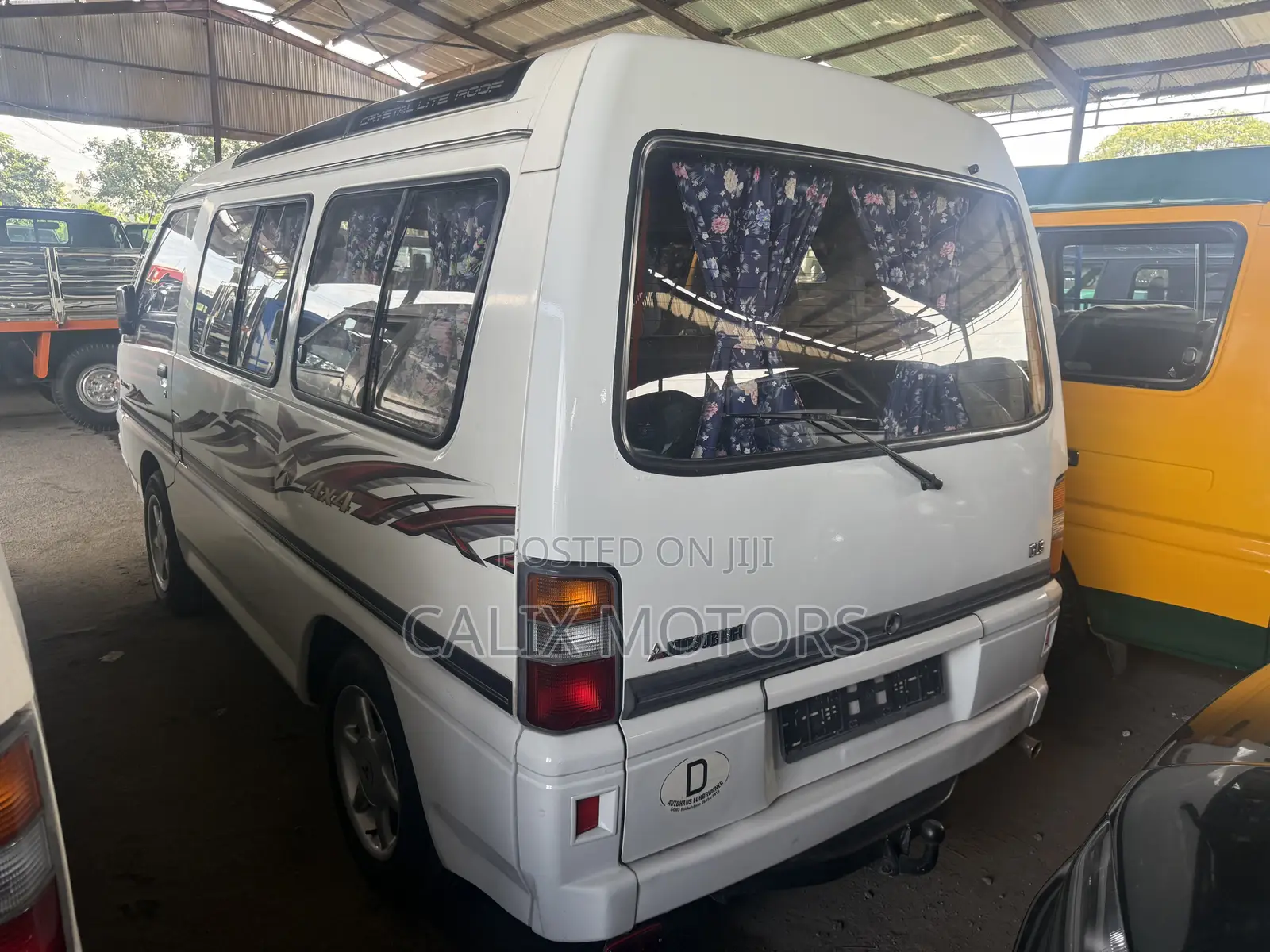 Mitsubishi L300 2010 White