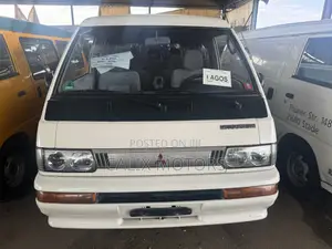 Mitsubishi L300 2010 White
