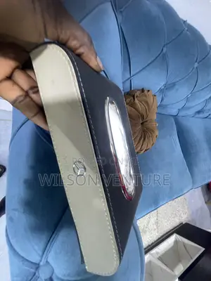 Mercedes Benz Tissue Box 
