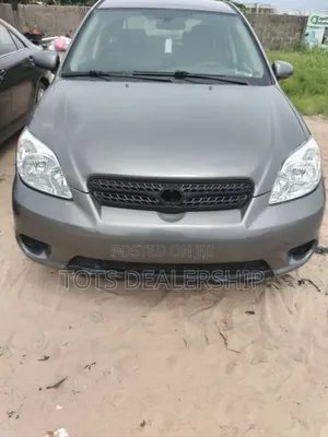 Toyota Matrix Hatchback AWD (1.8L 4cyl 4A) 2006 Gray
