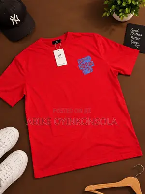 Unisex Roundneck