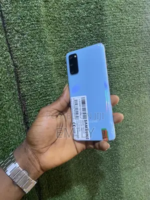 Samsung Galaxy S20 128 GB Blue
