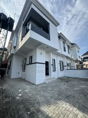 1bdrm Room & Parlour in Dream World Estate, Lekki for rent