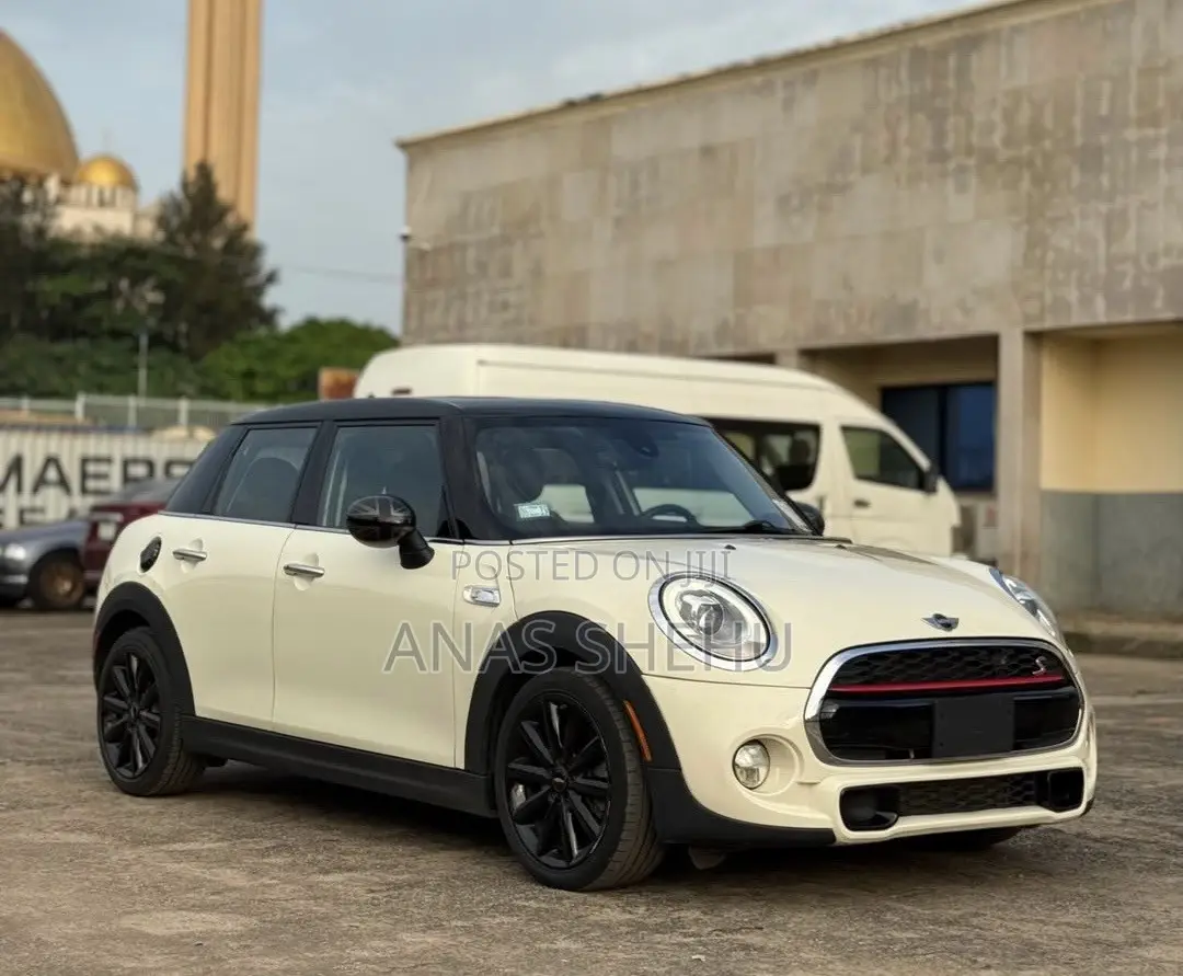 Mini Cooper 2017 White