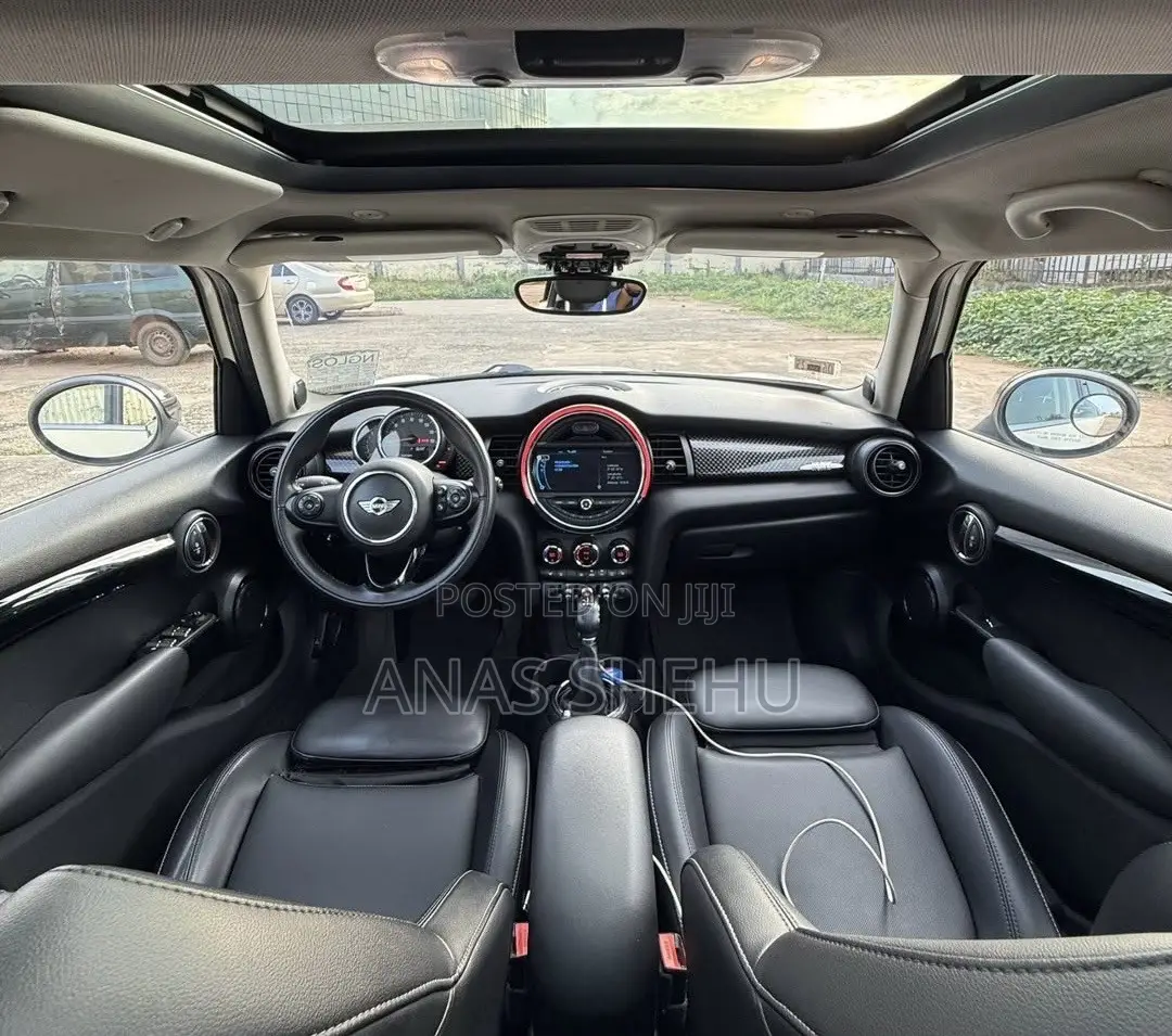 Mini Cooper 2017 White