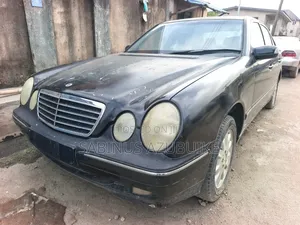 Mercedes-Benz E320 2000 Black