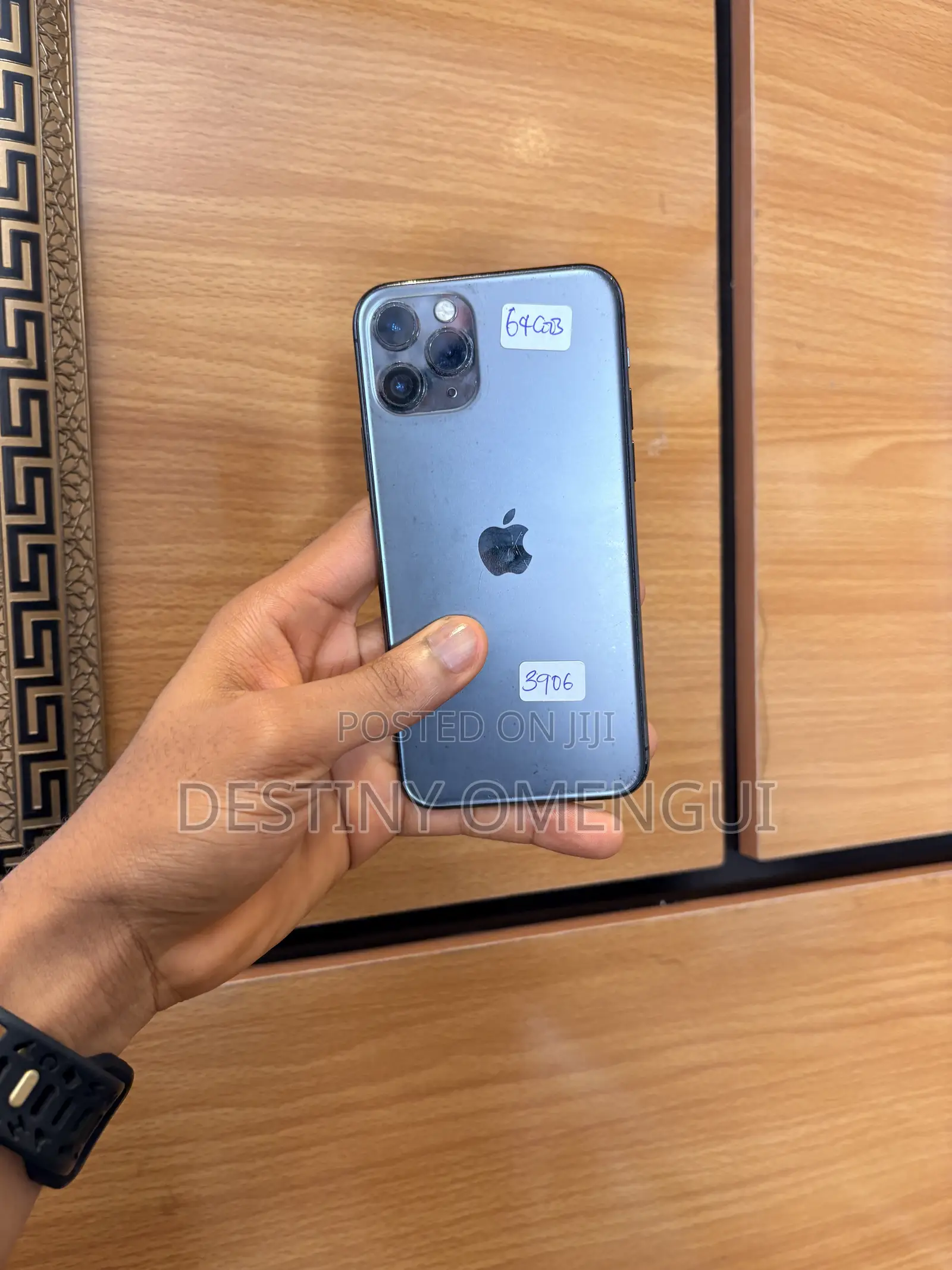 Apple iPhone 11 Pro 64 GB Gray