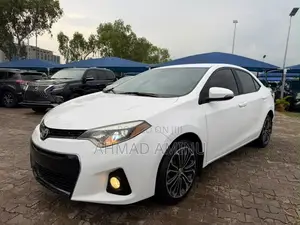 Toyota Corolla 2016 White