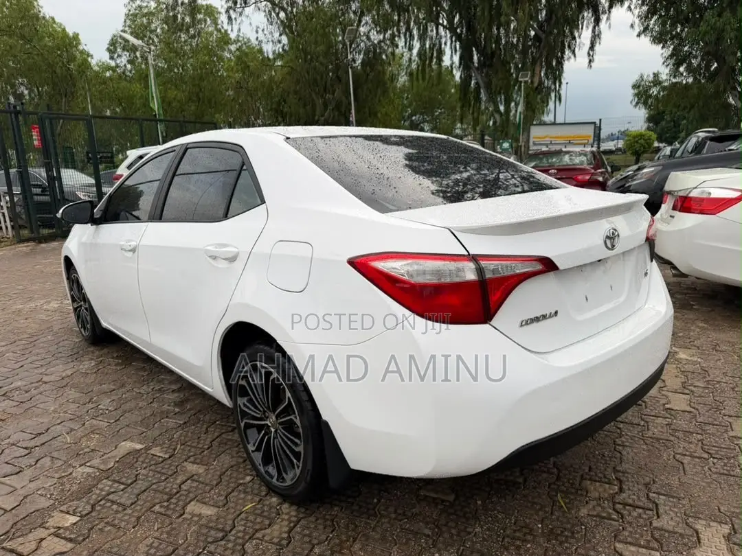 Toyota Corolla 2016 White