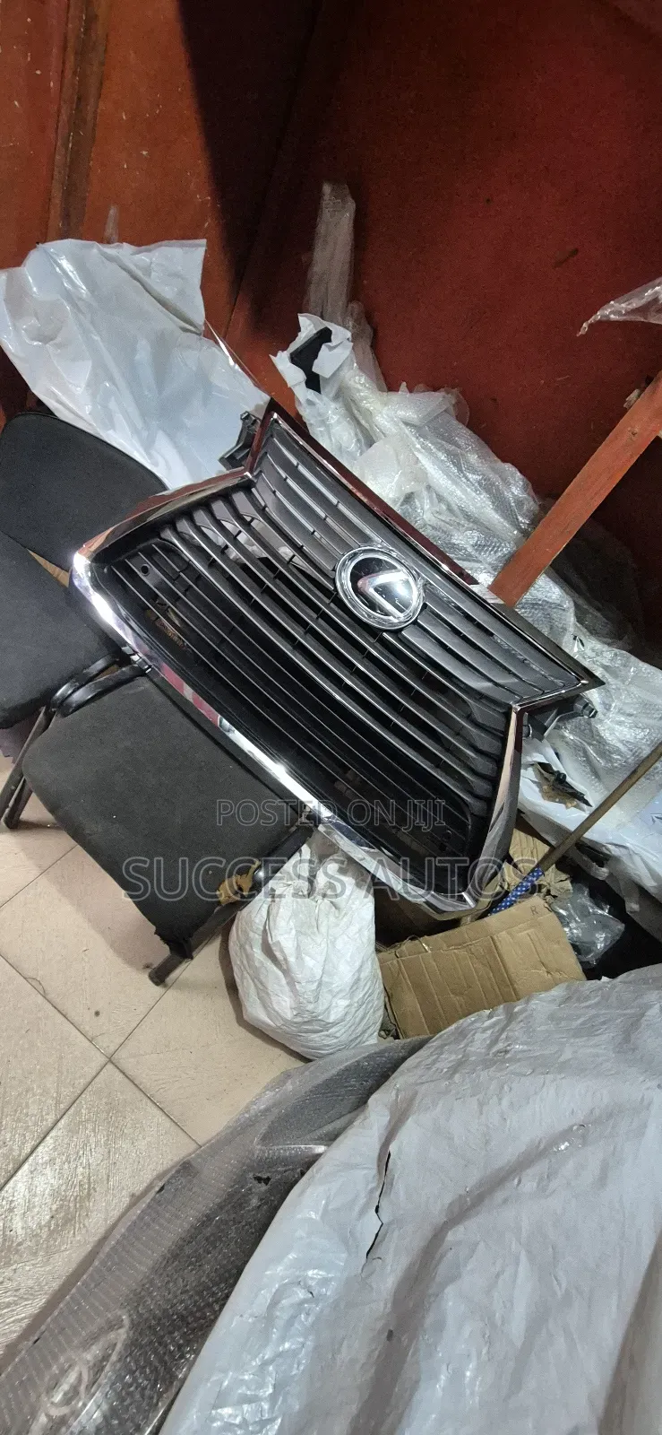 Complete Front Grille Rx 350 2018 Xle