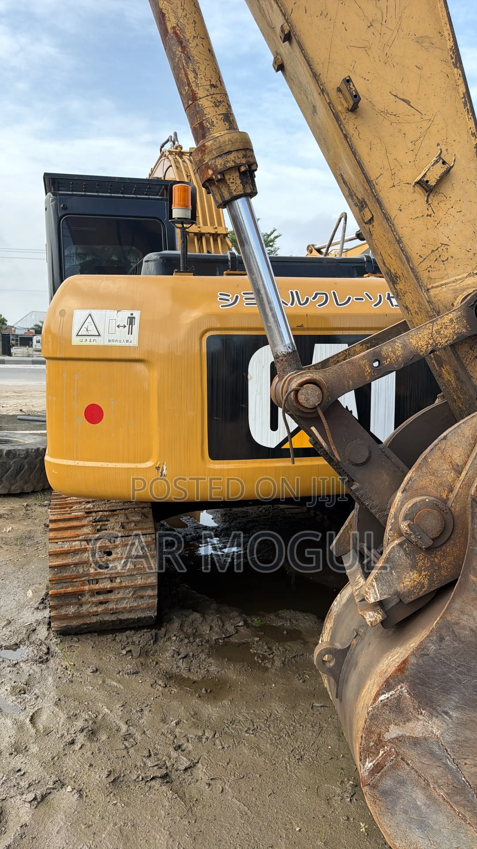Excavator Cat 320d 2l 2018