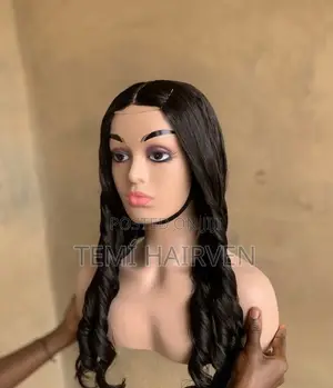 20” Bouncy Human Hair Blend Wig – Colour 2