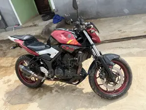 Yamaha 2019 Red