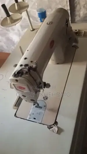 Industrial Sewing Machine