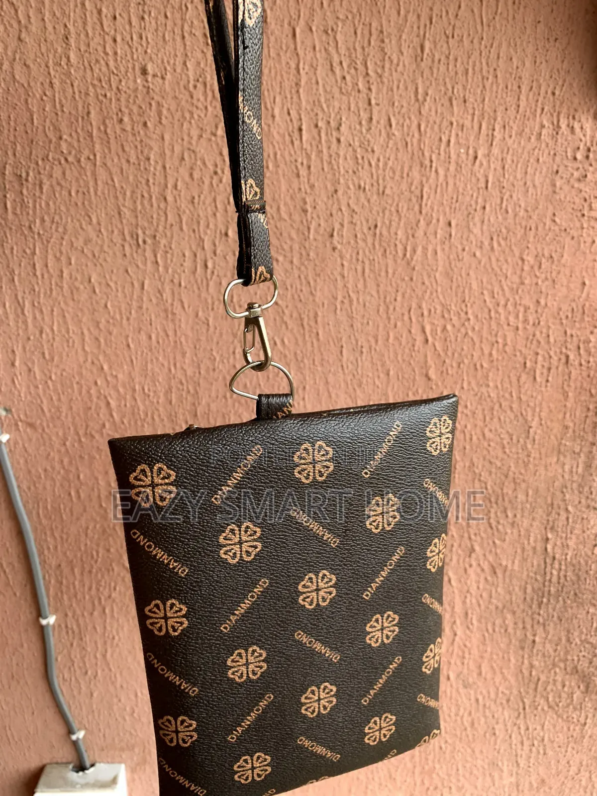 Men Sleek Purse