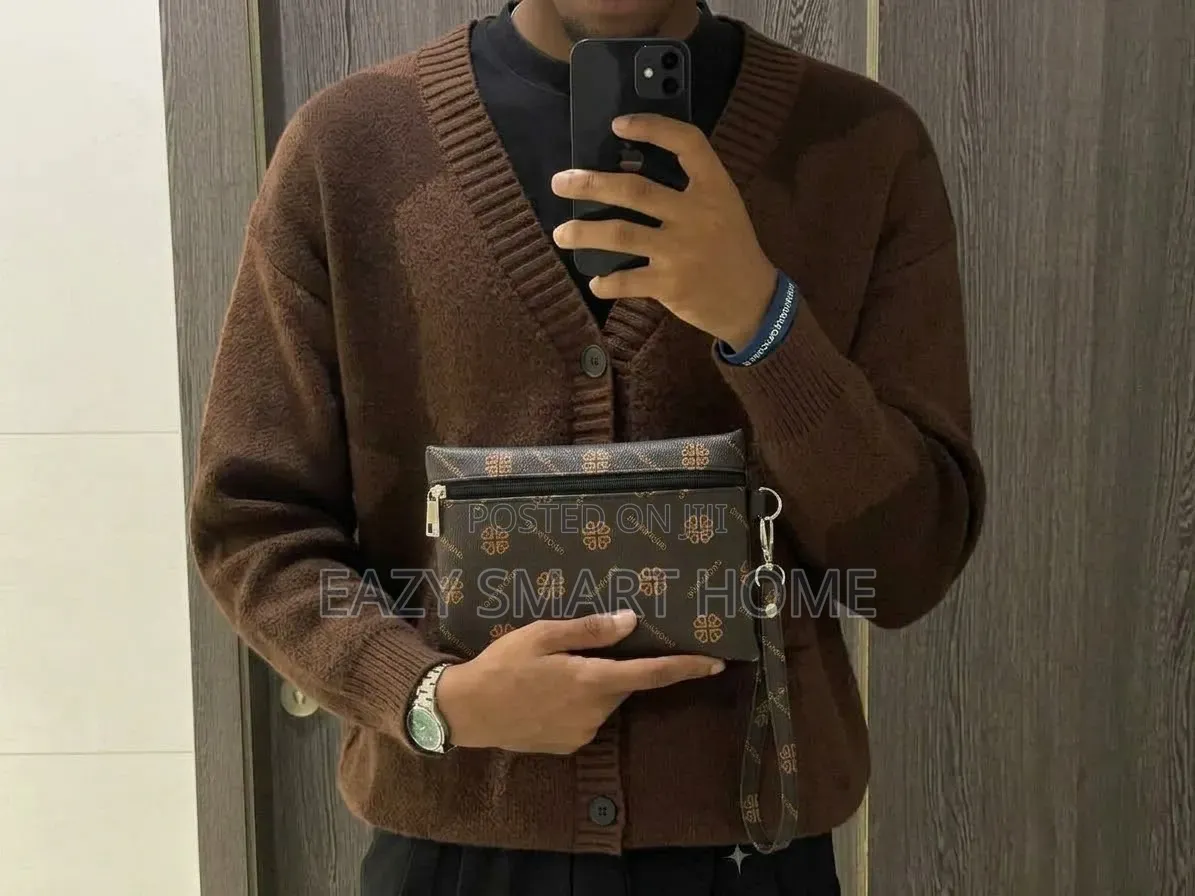 Men Sleek Purse