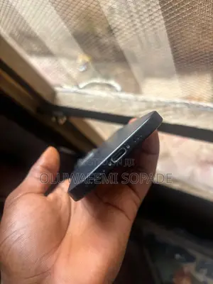 Apple iPhone 15 128 GB Black