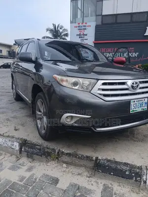 Toyota Highlander Limited 2010 Gray